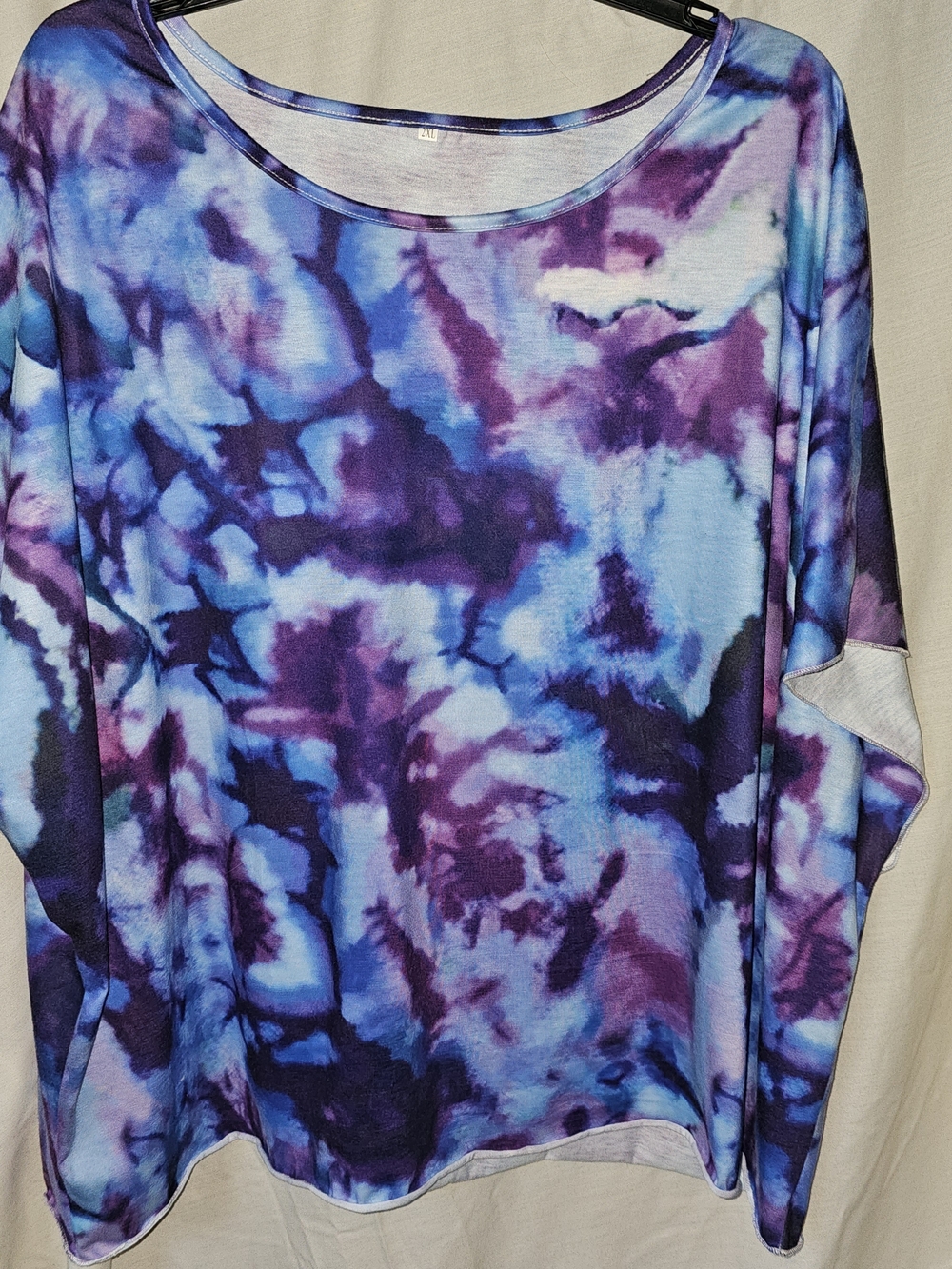 Purple & Blue Tie-Dye Scoop Neck Top/blouse